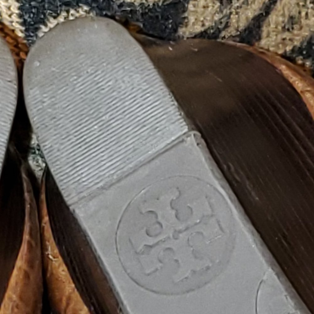 Tory Burch "Sally" medallion wedges - EUC - Picture 6 of 6